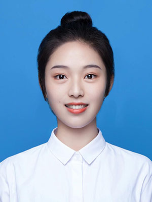 何莹莹.jpg